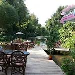 Hotel Arikanda River Garden 3*