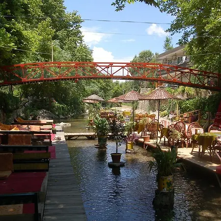 Ξενοδοχείο Arikanda River Garden