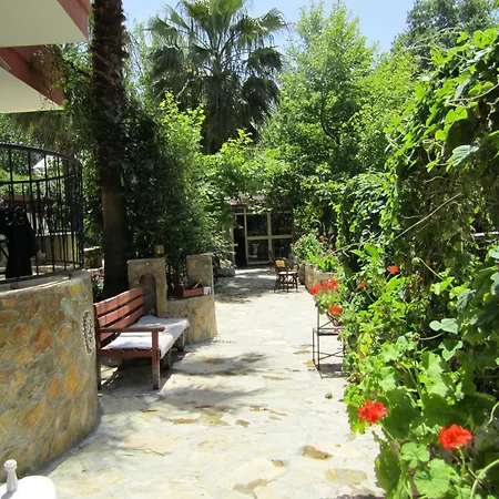Ξενοδοχείο Arikanda River Garden 3*