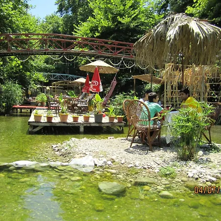 Hotel Arikanda River Garden