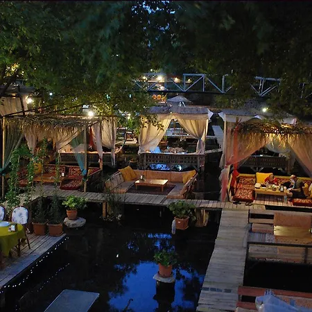 Otel Arikanda River Garden