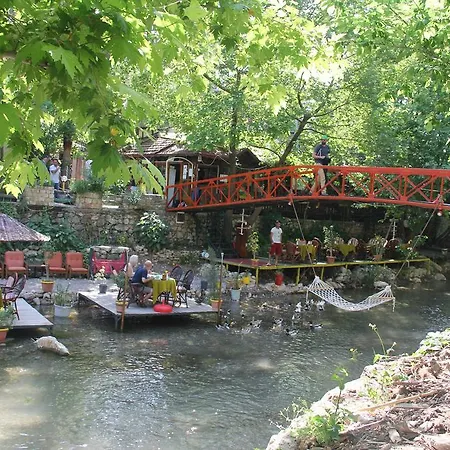 Otel Arikanda River Garden 3*